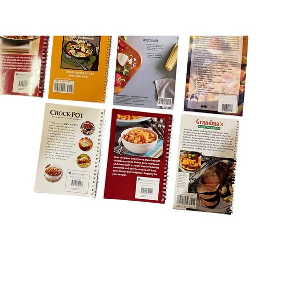 Lot 10 Small Paperback Cookbooks Crockpot Amish Pampered Chef Tupperware - Picture 11 of 11
